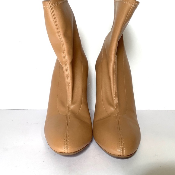 Casadei ankle beige booties 38.5 - Picture 5 of 16